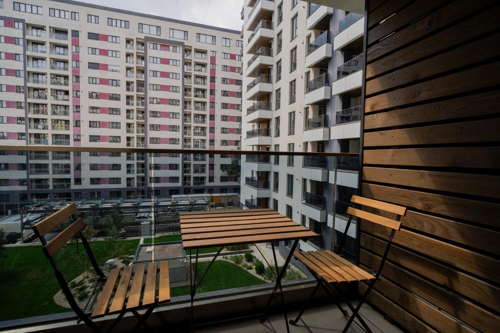 Amazing View Apartments - Iuliu Maniu & Politehnica Park Bukarest Kültér fotó